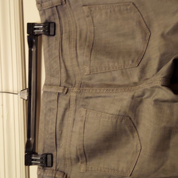 Women's The Limited Skinny Leg 917 jean - Picture 6 of 6